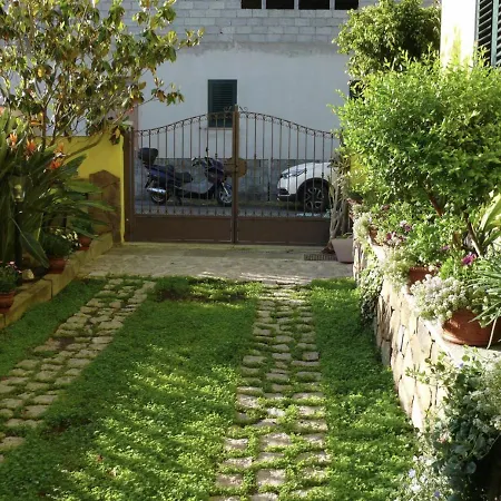 Lovely Flat In Northern Sardinia * 瓦雷多利亚